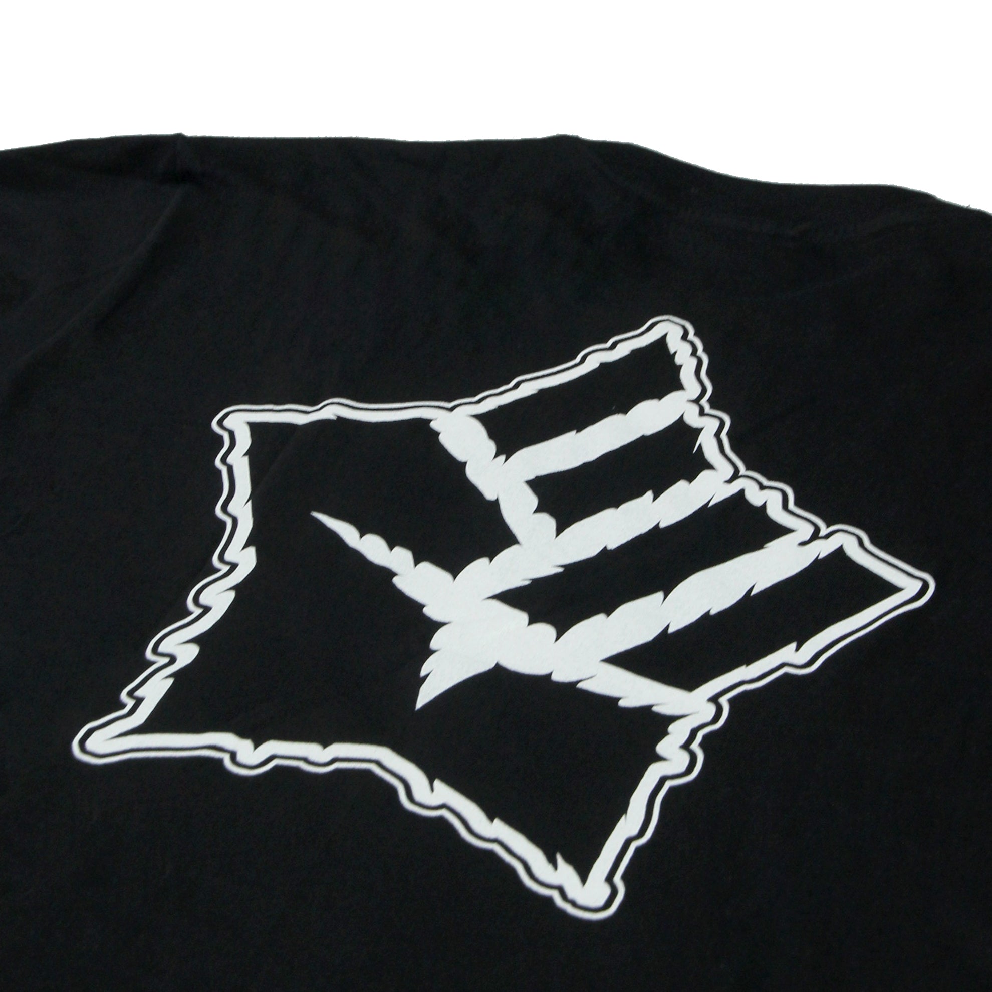 Against Tshirt - Ozzom Longsleeve